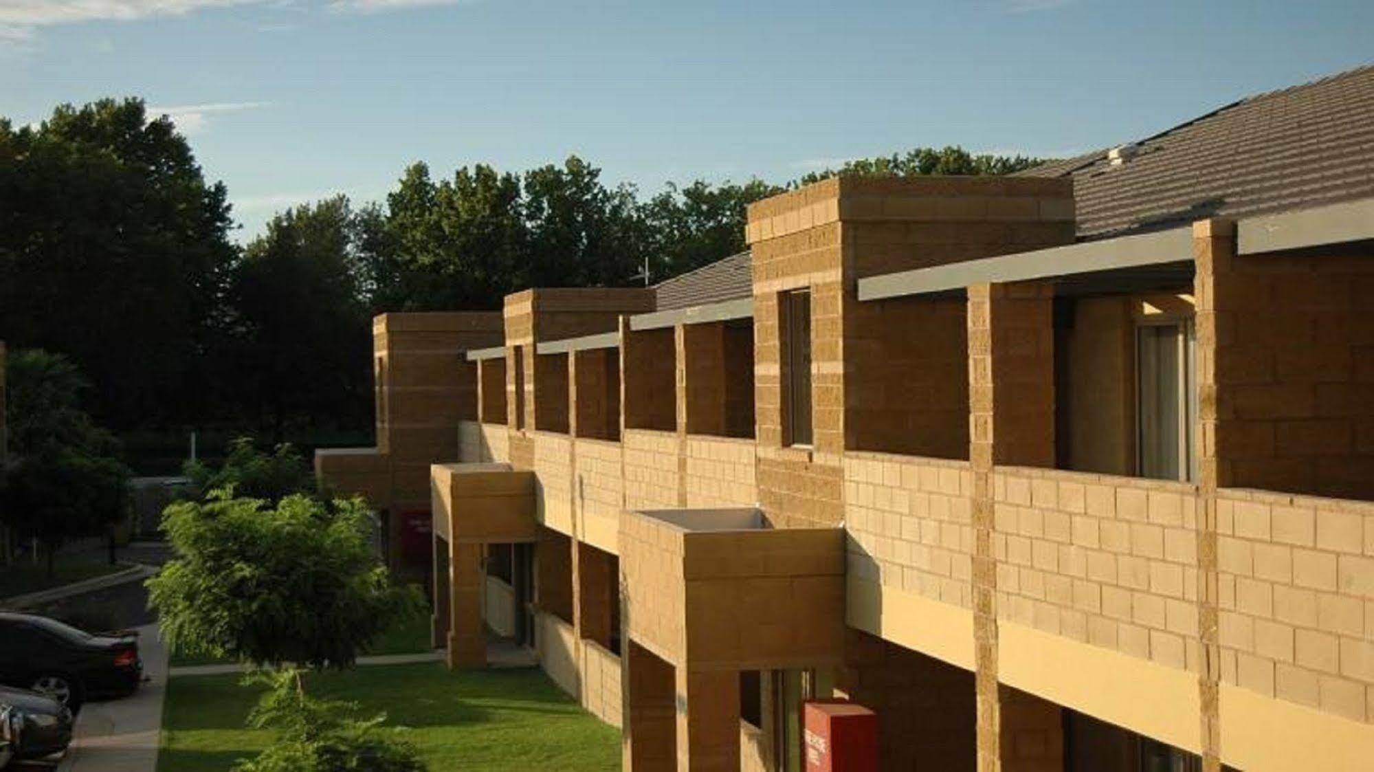Quest Wagga Wagga Aparthotel Buitenkant foto